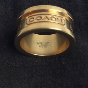 Coach Ring